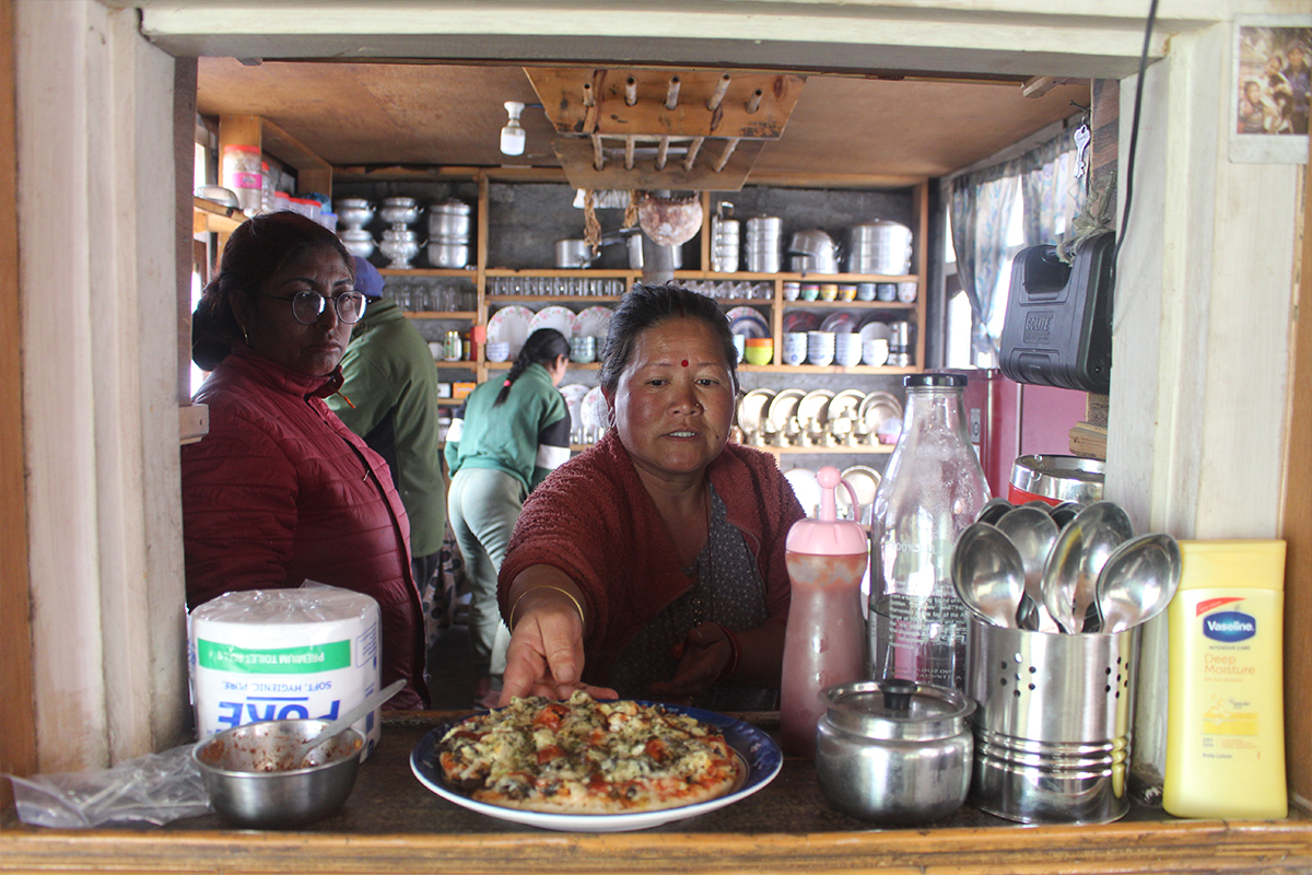 local teahouse in annapuna